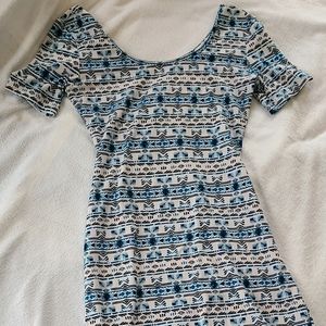 Mudd S blue black and white patterned dress